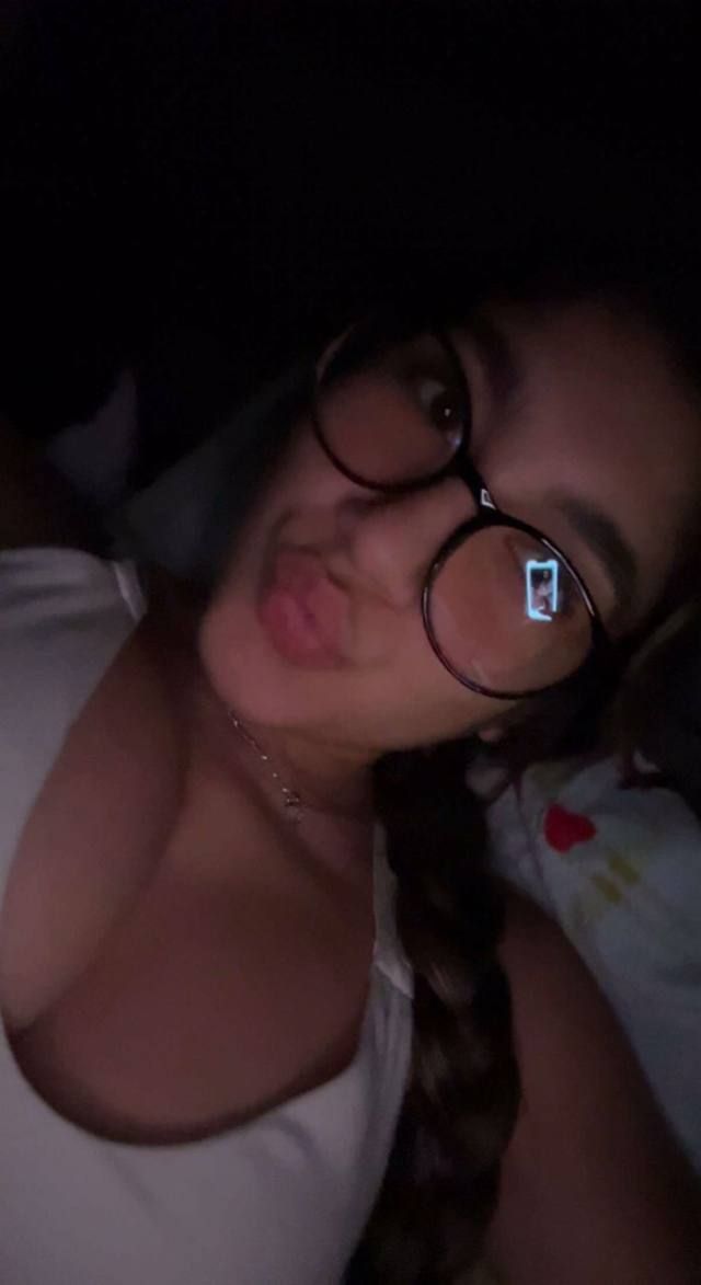 NEW HOT GIRL IN TOWN ❤️🥰❤️ - Image 2